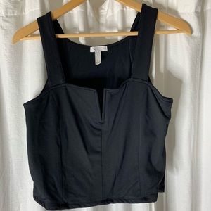 V-neck crop